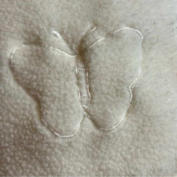 🛍️3/$30 Vintage cream white terry cloth  bucket hat with embroidered butterfly - Picture 6 of 8